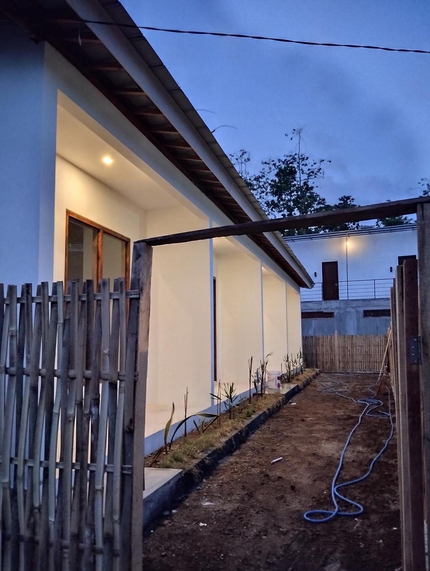 The Corner Homestay Kuta  Екстериор снимка